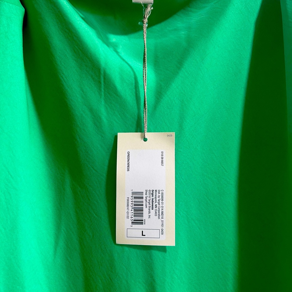 Gorgeous Green dress- could dress up or down! Adjustable straps. NWT